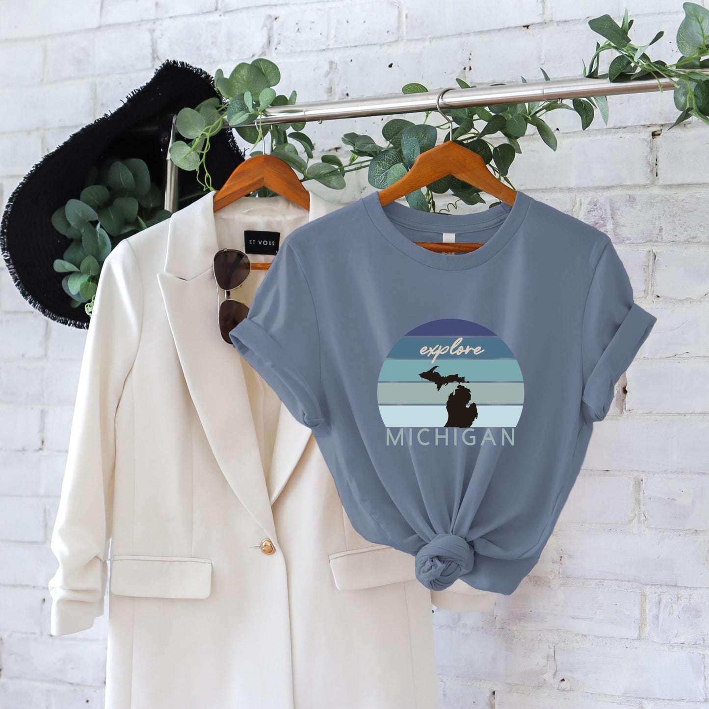 EXPLORE MICHIGAN TEAL GRADIENT TEE