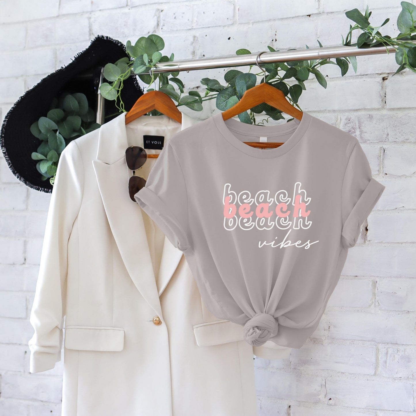 BEACH VIBES PEACH TEE