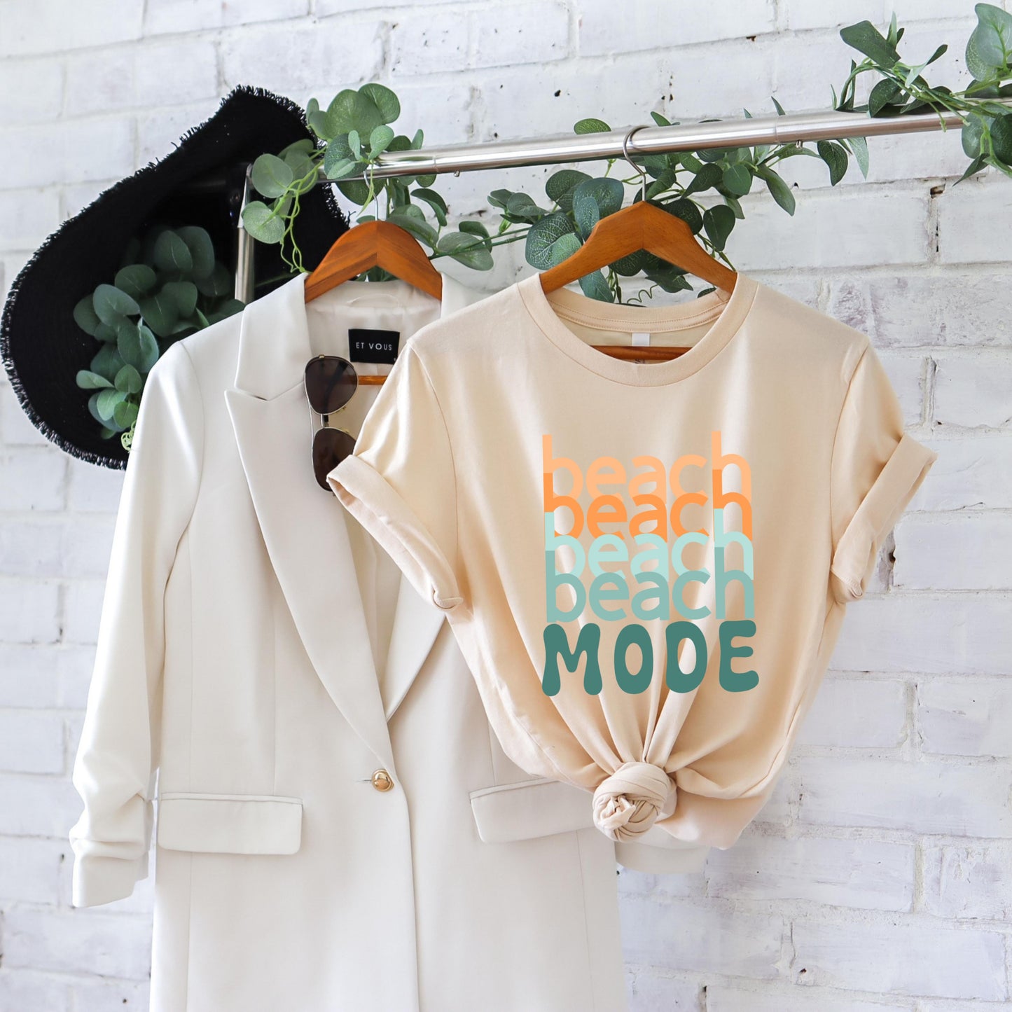 BEACH MODE TEE